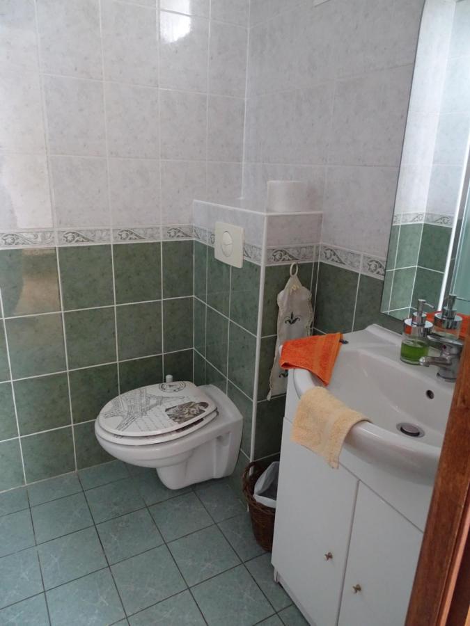 Hotel Aqui Sian Ben à Castellane Extérieur photo